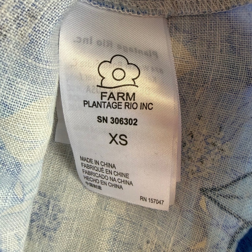 Farm Rio Blue Floral Scalloped Crop Top XS Flared Sleeve Daisy Button SN 306302 - Picture 6 of 9